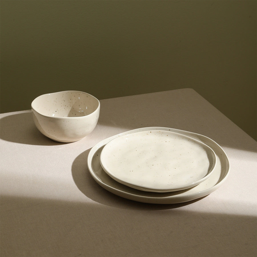 Mirella Stoneware Dinnerware Set