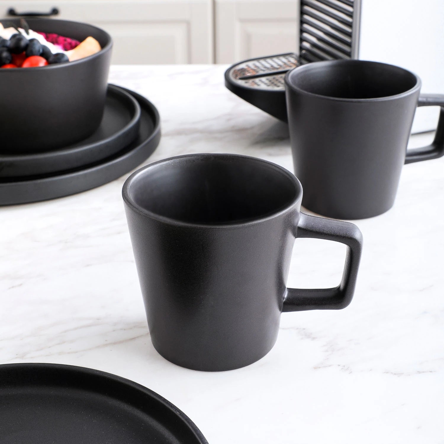 Coupe Stoneware Dinnerware Set