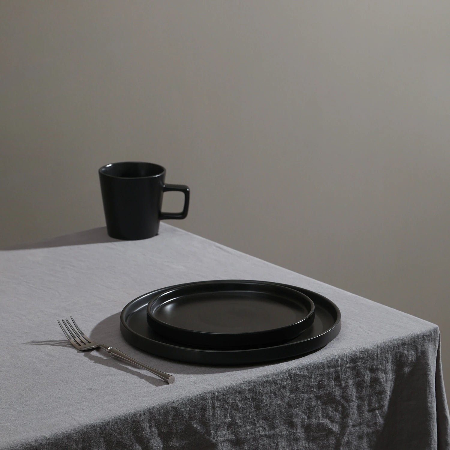 Coupe Stoneware Dinnerware Set