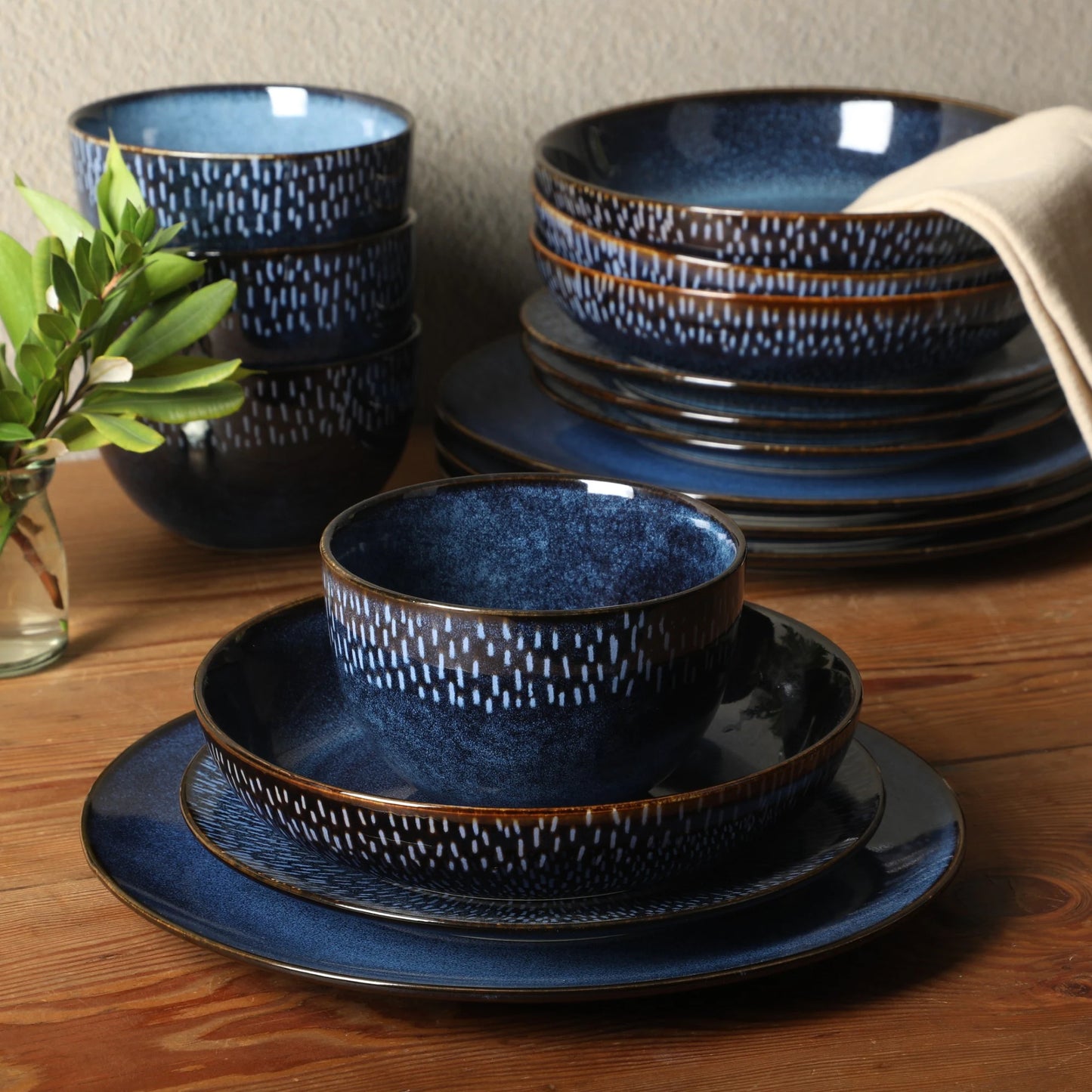 Matisse 16-Piece Dinnerware Set - Cobalt