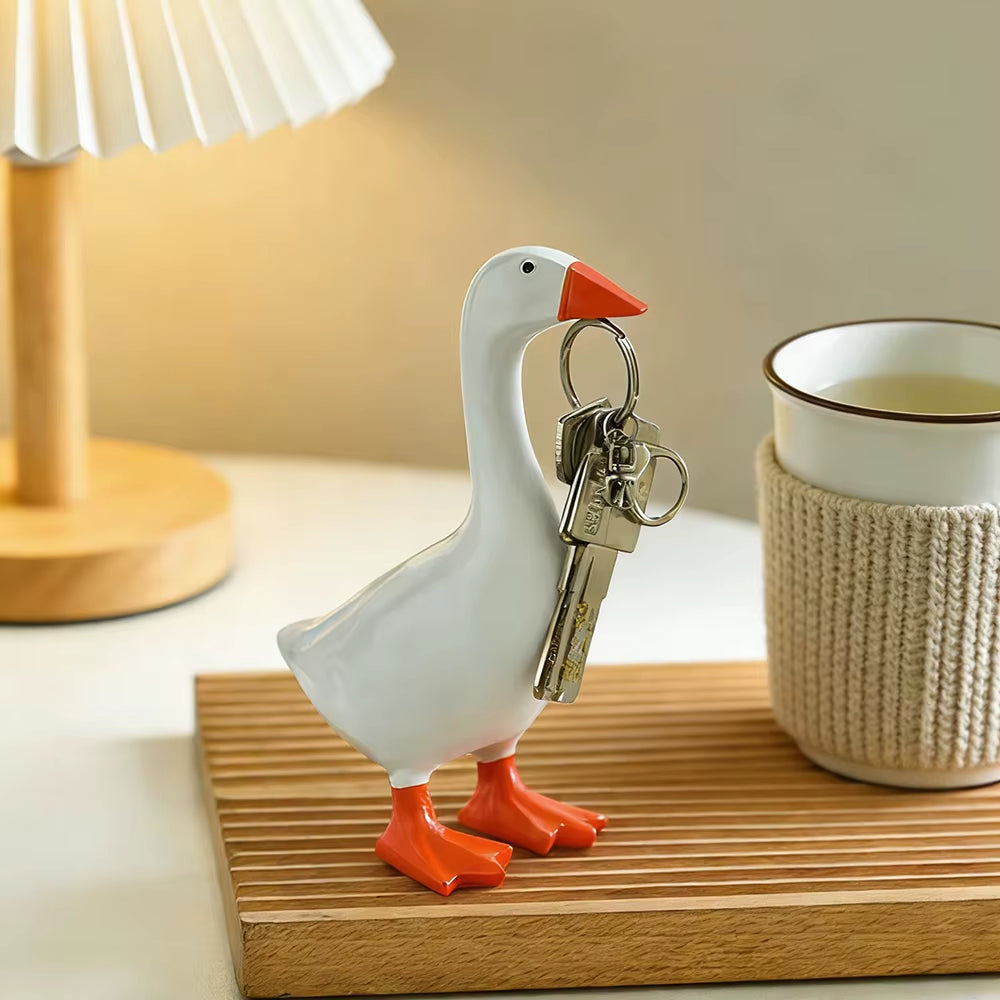 1Pc Magnetic Goose Key Chain Home Decoration Sculpture Office Desk Decoration Resin Goose Duck Sculpture Tool Rack Home Gift