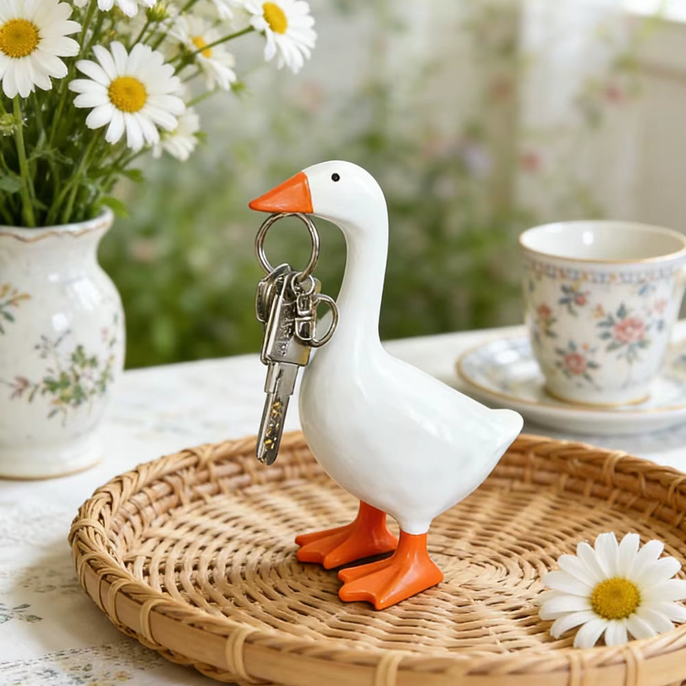1Pc Magnetic Goose Key Chain Home Decoration Sculpture Office Desk Decoration Resin Goose Duck Sculpture Tool Rack Home Gift