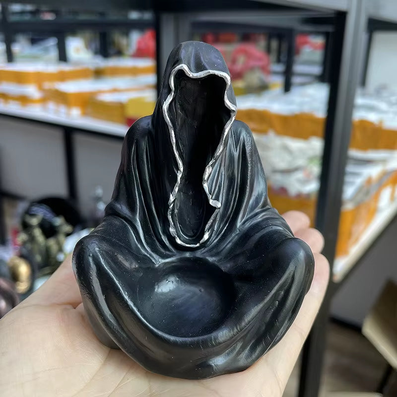 Nordic Ghost Wizard Candle Holder Creative Resin Niche Creative Ornament Halloween Ghost Party Atmosphere Decoration